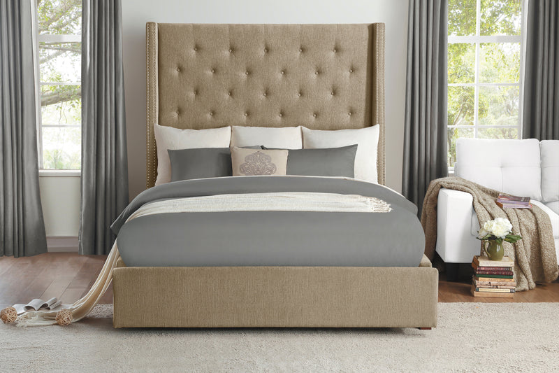 Fairborn Full Platform Bed with Storage Footboard in Brown - 5877FBR-1DW